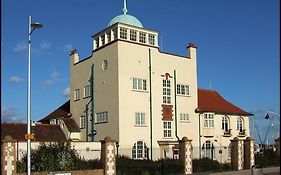 Royal Norfolk & Suffolk Yacht Club